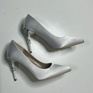 New Elegant White Satin Heels